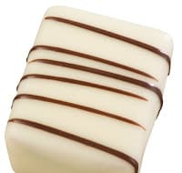 babette white chocolate vanilla cream and praline 17.5g